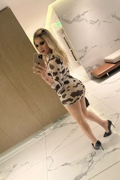 Nicole J (27 years) — Capital, Argentina - 122