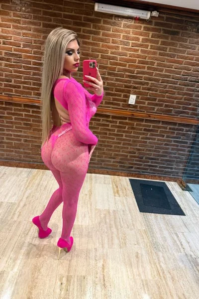 Nicole J (27 years) — Capital, Argentina - 55