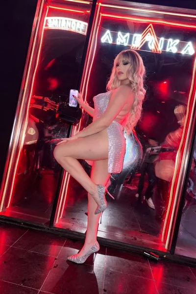 Nicole J (26 años) — Palermo, Argentina - 12