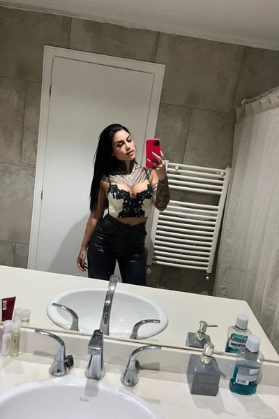 Kendall (28 anos) — Mar del Plata, Argentina - 7
