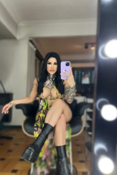 Kendall (28 anos) — Mar del Plata, Argentina - 10
