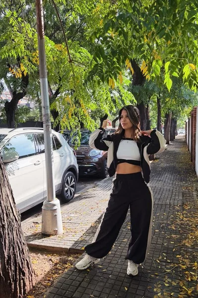 Megan (23 anos) — Barcelona, España - 1