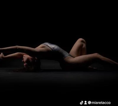 Mia Es (27 años) — La Paternal, Argentina - 90