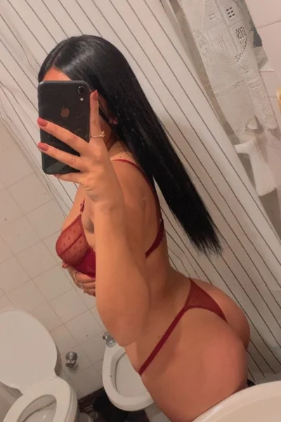 Zarita (21 años) — Mar del Plata, Argentina - 4