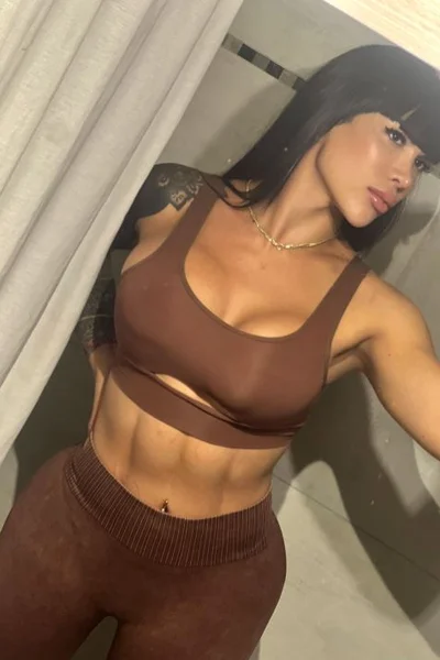 Gala (27 años) — Palermo, Argentina - 29