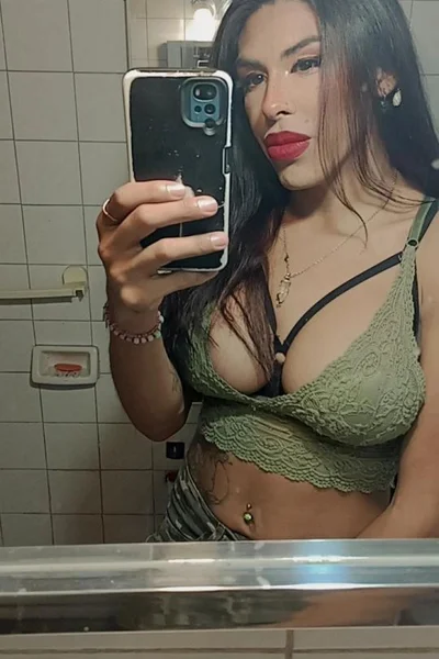 Ambar Merlos (28 años) — Merlo, Argentina - 31
