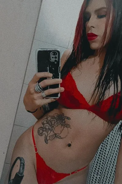 Ambar Merlos (28 años) — Merlo, Argentina - 30