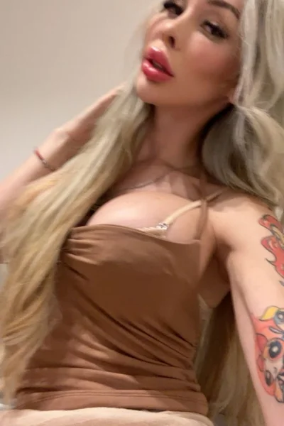 Valentina T (28 años) — Palermo, Argentina - 86