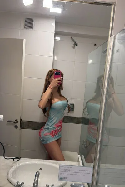 Valentina T (28 años) — Palermo, Argentina - 23