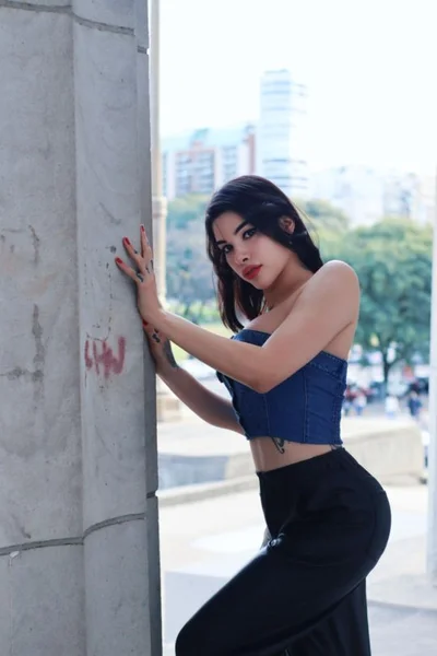 Olivia S (31 years) — Recoleta, Argentina - 12