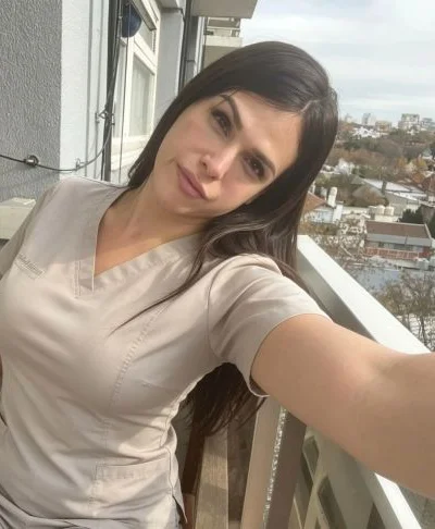 Emily Romano (26 años) — Palermo, Argentina - 10