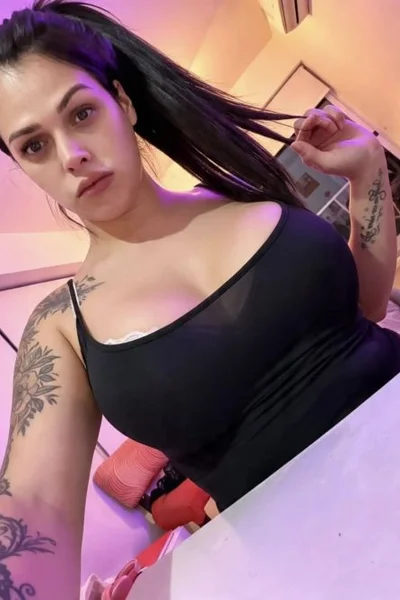 Emily Romano (26 años) — Palermo, Argentina - 19