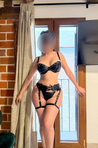 Nadya (26 anos) — Madrid, España - 33