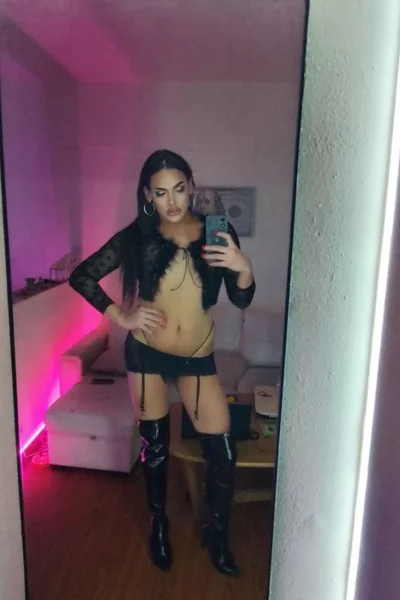 Tina F (30 years) — Obelisco, Argentina - 51