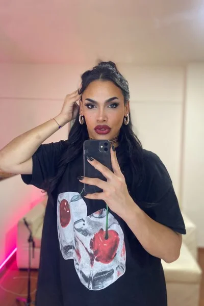 Tina F (30 años) — Obelisco, Argentina - 10