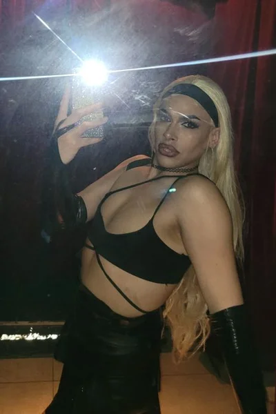 Tina F (30 años) — Obelisco, Argentina - 214