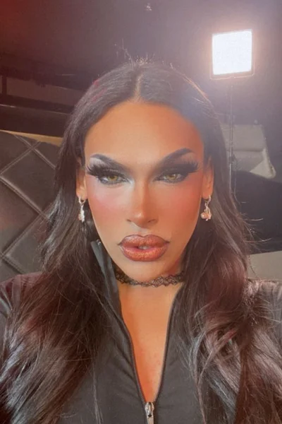 Tina F (30 años) — Obelisco, Argentina - 111