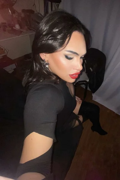 Tina F (30 years) — Obelisco, Argentina - 105