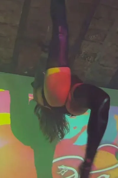 Tina F (30 años) — Obelisco, Argentina - 155