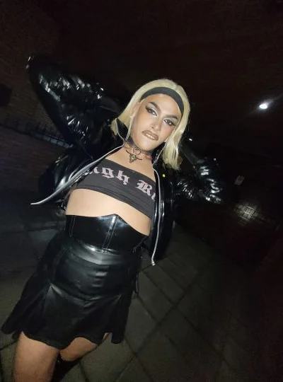 Tina F (30 años) — Obelisco, Argentina - 210