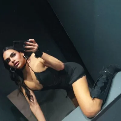 Tina F (30 years) — Obelisco, Argentina - 92