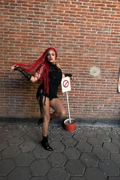 Tina F (30 años) — Obelisco, Argentina - 142