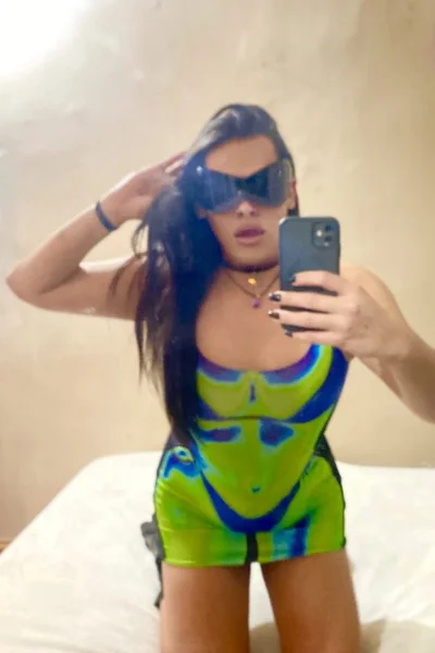 Tina F (30 años) — Obelisco, Argentina - 89