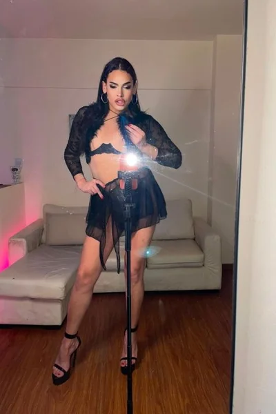 Tina F (30 years) — Obelisco, Argentina - 41