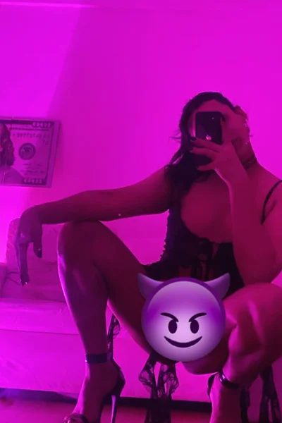Tina F (30 años) — Obelisco, Argentina - 17