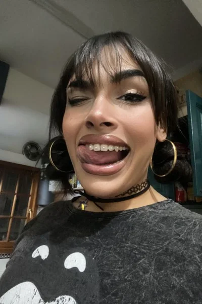 Tina F (30 años) — Obelisco, Argentina - 96