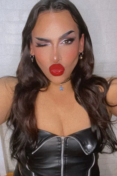 Tina F (30 años) — Obelisco, Argentina - 84