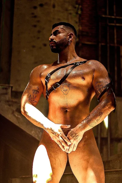 Saúl (30 años) — Madrid, España - 30