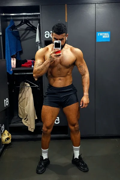 Saúl (30 años) — Madrid, España - 35