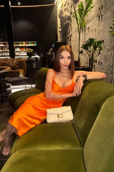 Chloe A (22 años) — Ciudad de México, México - 25