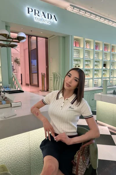Chloe A (22 años) — Ciudad de México, México - 23