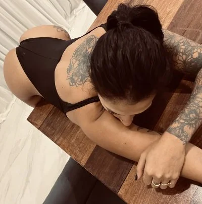 Luli (26 anos) — Lomas de Zamora, Argentina - 11
