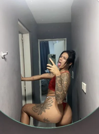 Luli (26 anos) — Lomas de Zamora, Argentina - 20