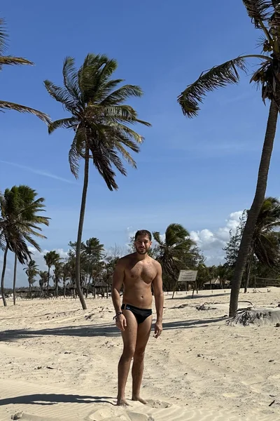 Kevin (28 anos) — Madrid, España - 5