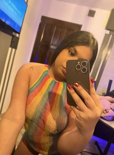 Julieta Arias (22 años) — Biedma, Argentina - 12