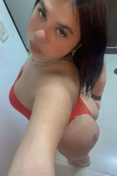 Julieta Arias (22 años) — Biedma, Argentina - 58