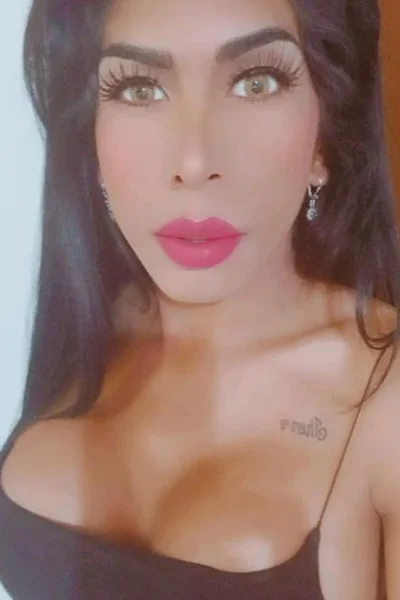 Mishell Zambrano - 79