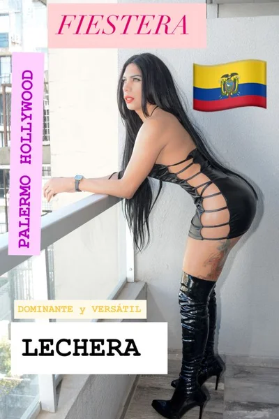 Mishell Zambrano - 28