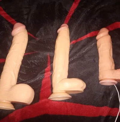 Mishell Zambrano - 66