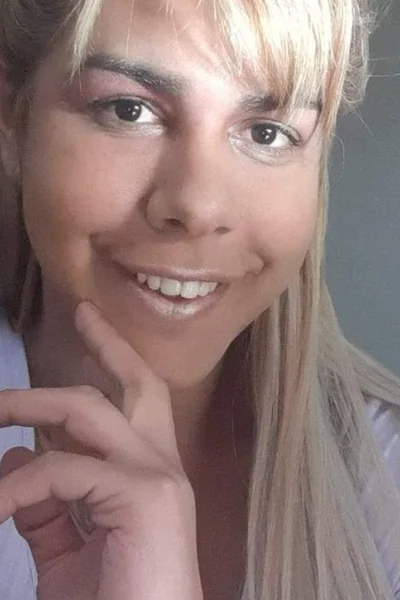 Paola az (27 años) — Avellaneda, Argentina - 65