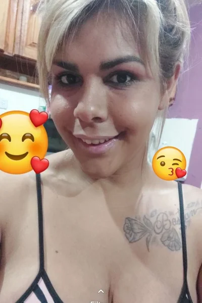 Paola az (27 años) — Avellaneda, Argentina - 45