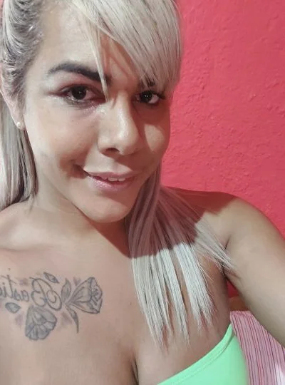 Paola az (27 años) — Avellaneda, Argentina - 71