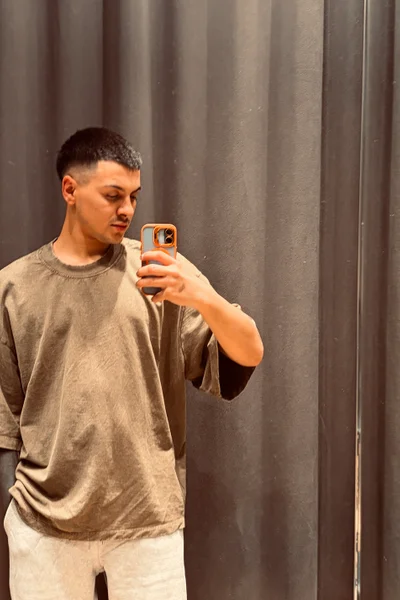 Bruno (25 años) — Montevideo / Cordón