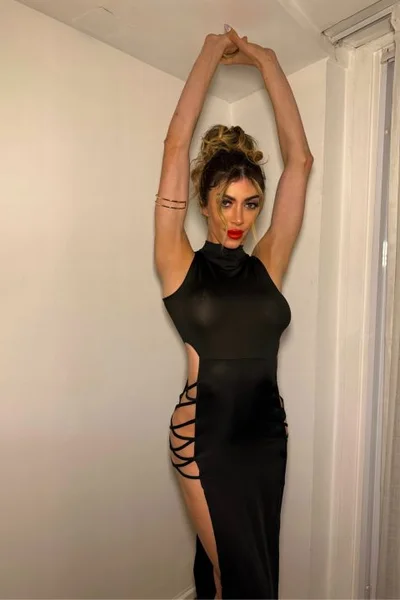 Antonella Paez (26 anos) — Villa Crespo, Argentina - 13