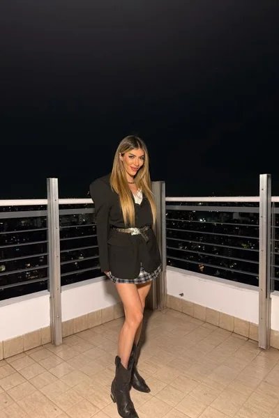 Antonella Paez (26 anos) — Villa Crespo, Argentina - 17