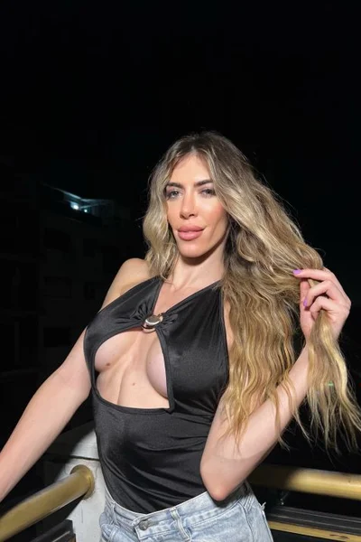 Antonella Paez (26 anos) — Villa Crespo, Argentina - 55